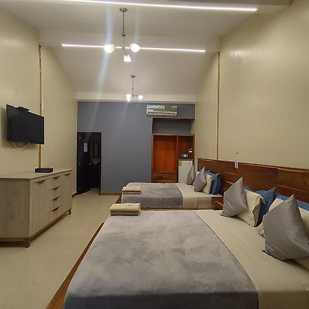 Hotel Berlin International Puerto Lopez Luaran gambar