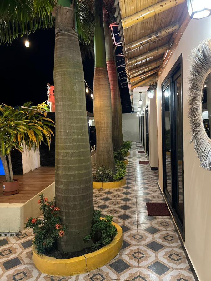 Hotel Berlin International Puerto Lopez Luaran gambar