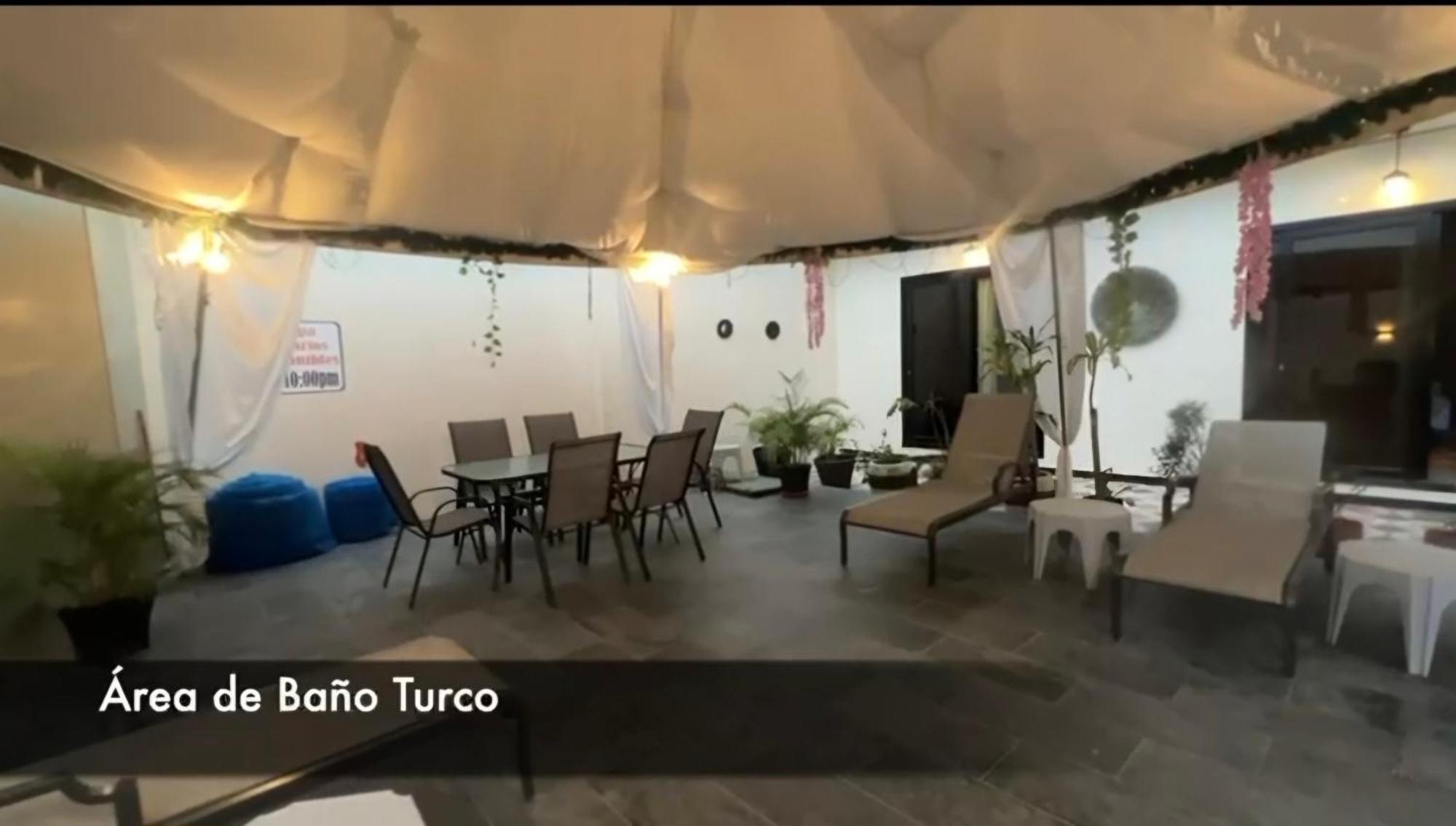 Hotel Berlin International Puerto Lopez Luaran gambar