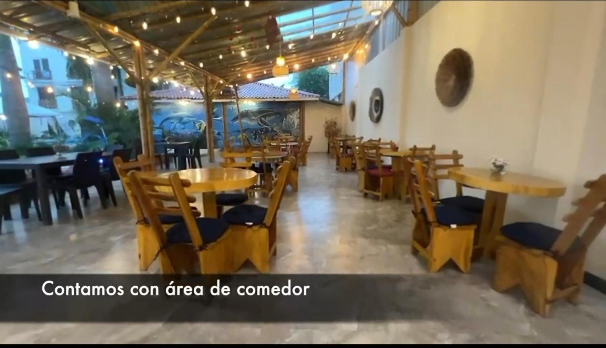 Hotel Berlin International Puerto Lopez Luaran gambar
