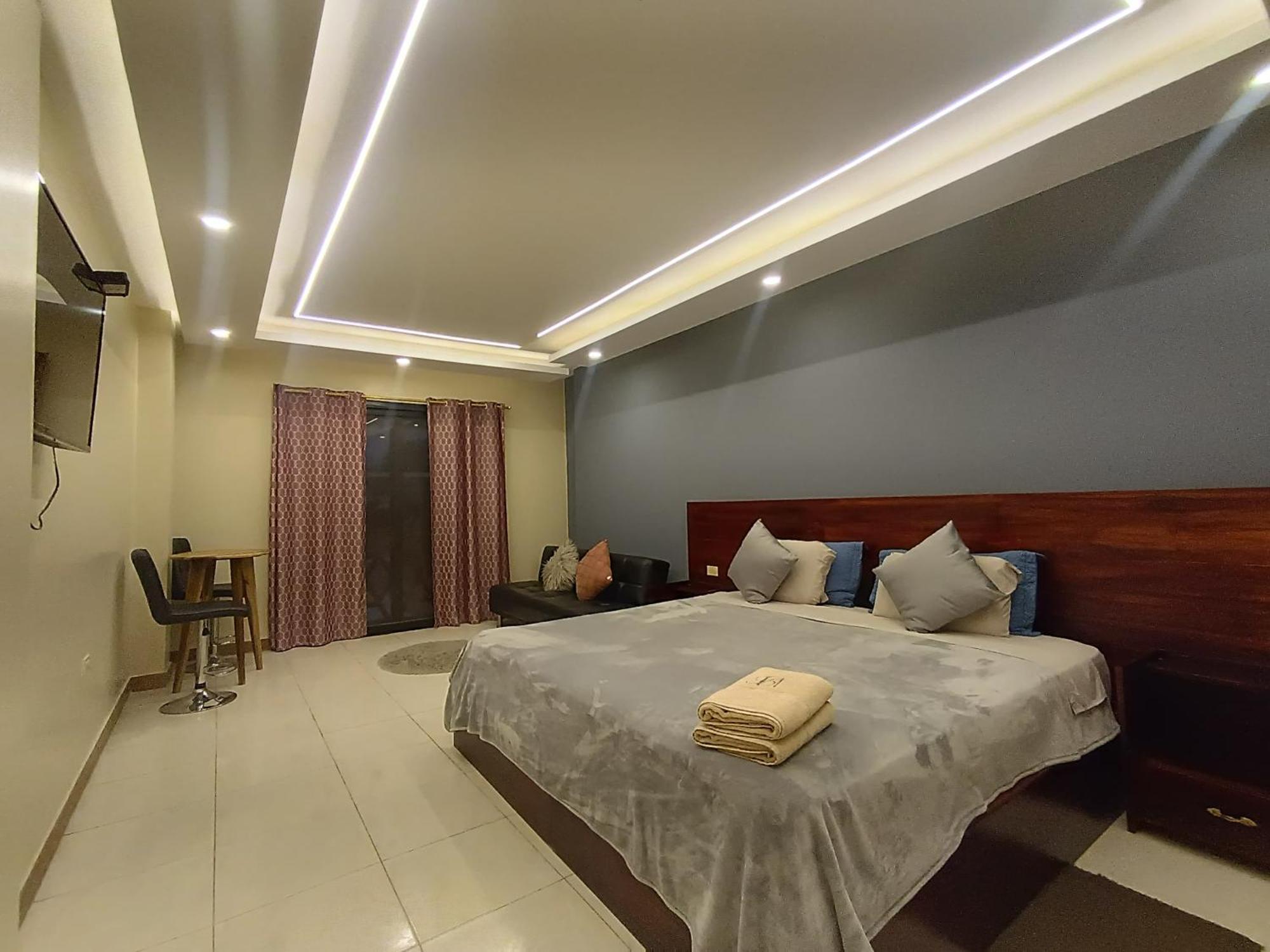 Hotel Berlin International Puerto Lopez Luaran gambar